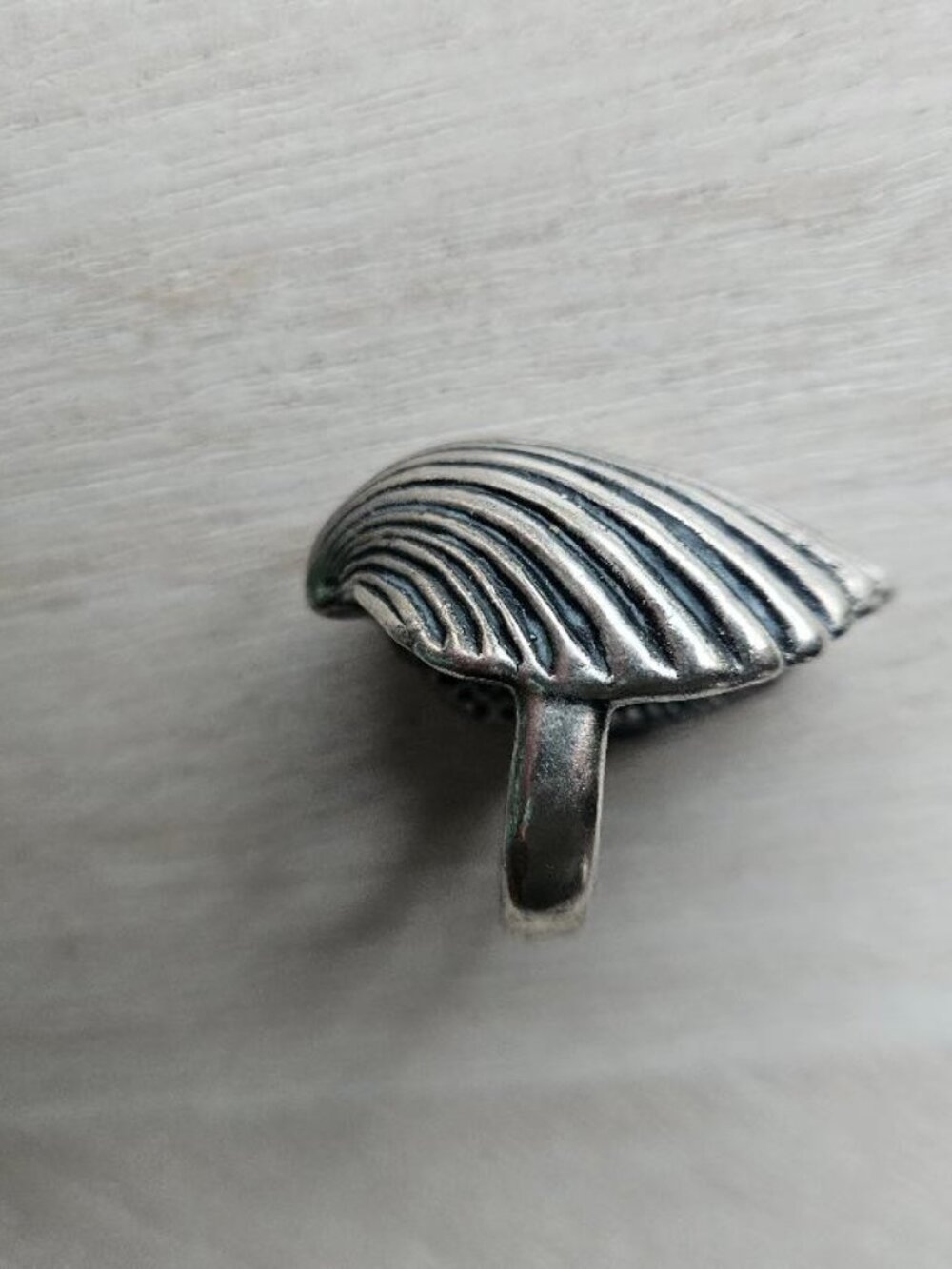 Statement Shell Silver Ring - Picture 9 of 11